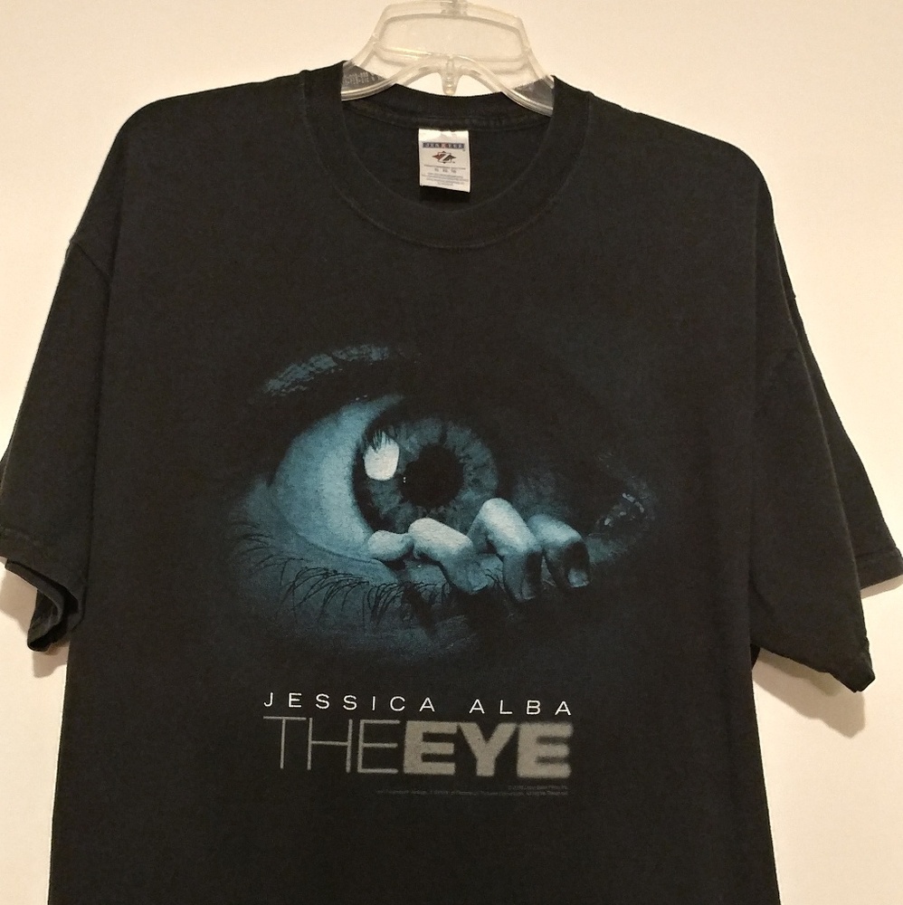 The Eye movie 🎥 t-shirt 👕 Jessica Alba